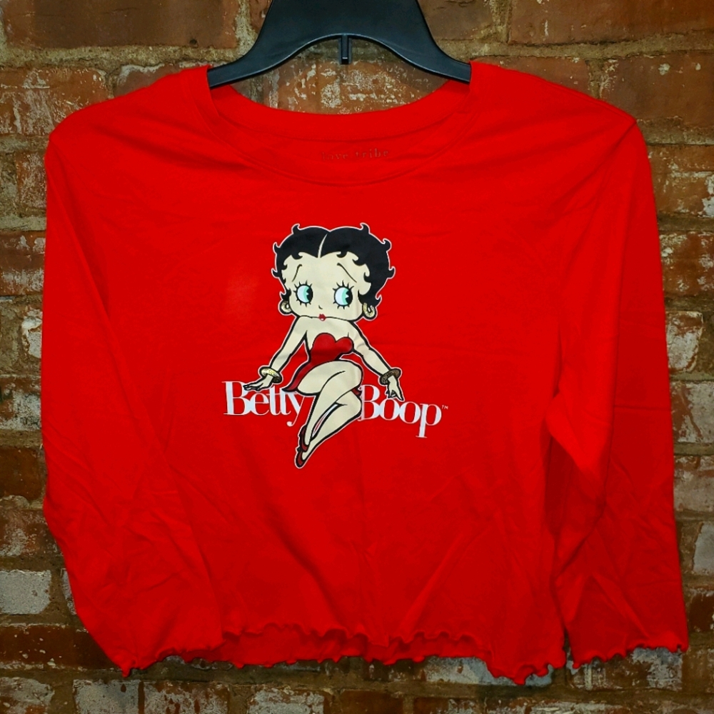Betty Boop Women Junior's red crop top 3/4 sleeves